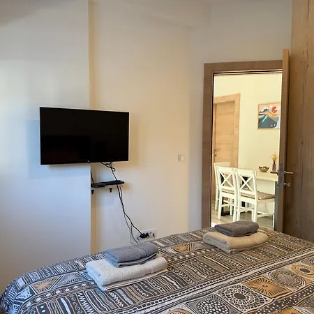 Elena Apartment *